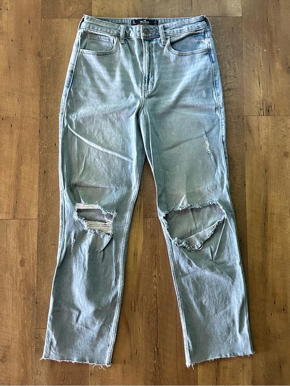 Hollister Ultra High Rise Vintage Straight Jeans Light Wash W28 L29